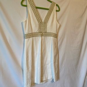 Lilly Pulitzer Aveline White and Gold Shift Dress Size 8 EUC